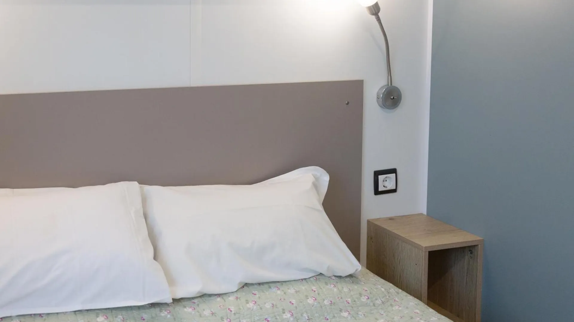 Mobil Home Tout Confort Bora Bora Pont-Aven France